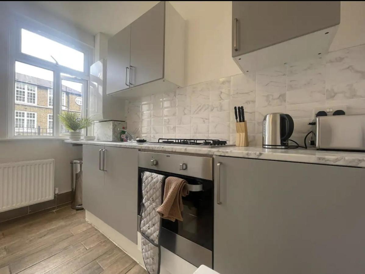 Charming 2 Bed Flat On Tower Bridge Appartement Londen Buitenkant foto