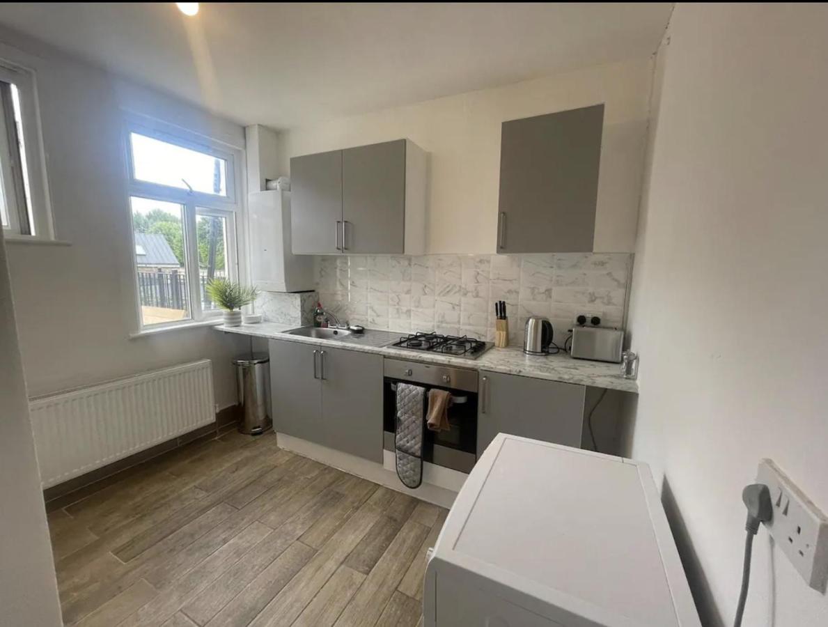 Charming 2 Bed Flat On Tower Bridge Appartement Londen Buitenkant foto