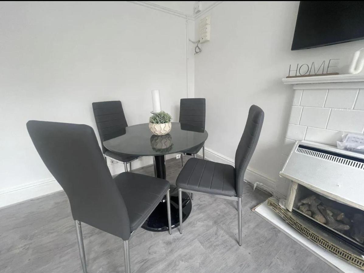 Charming 2 Bed Flat On Tower Bridge Appartement Londen Buitenkant foto